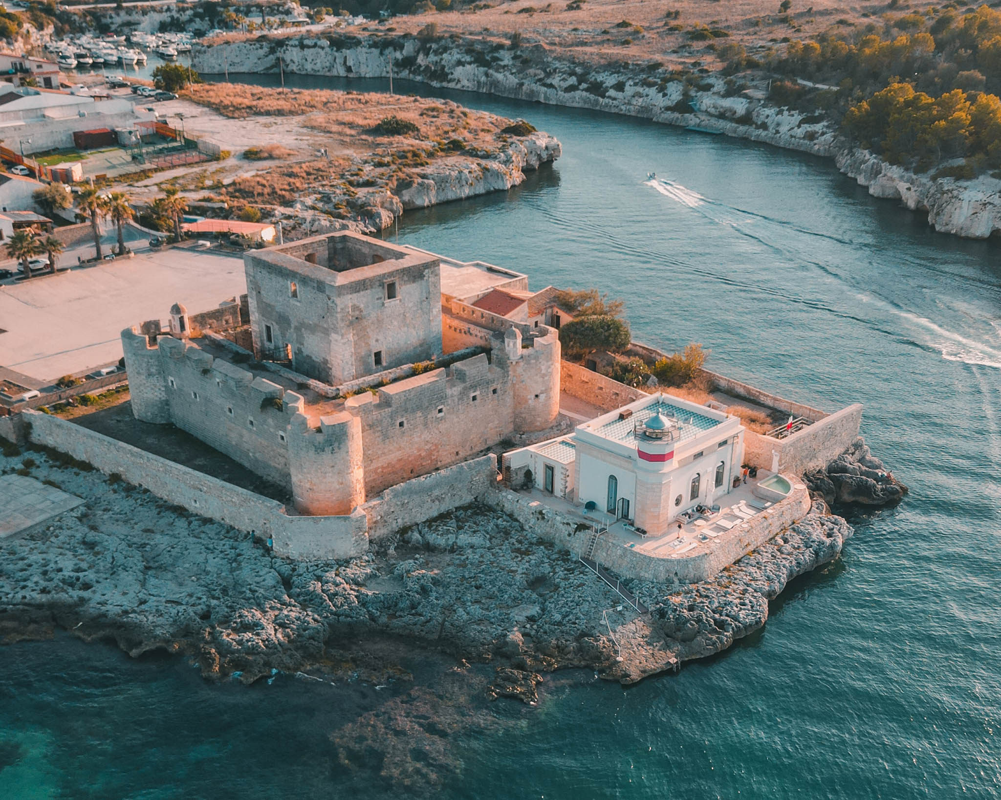 Faro-di-brucoli-siracusa-jessinteractive.jpg
