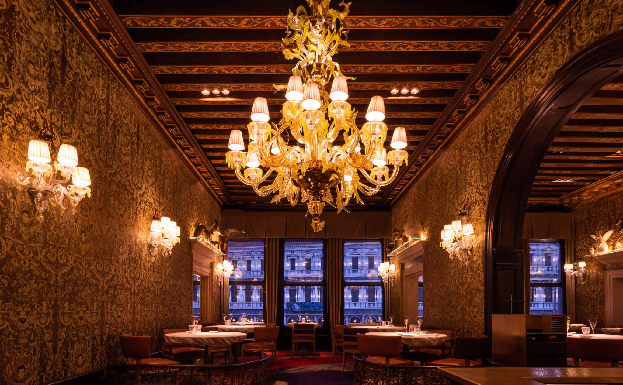 Venice-Restaurants-Life-Beyond-The-Wire